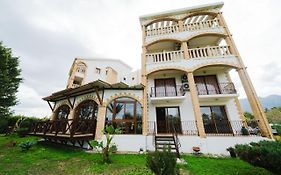 Topset Hotel Kyrenia 3*